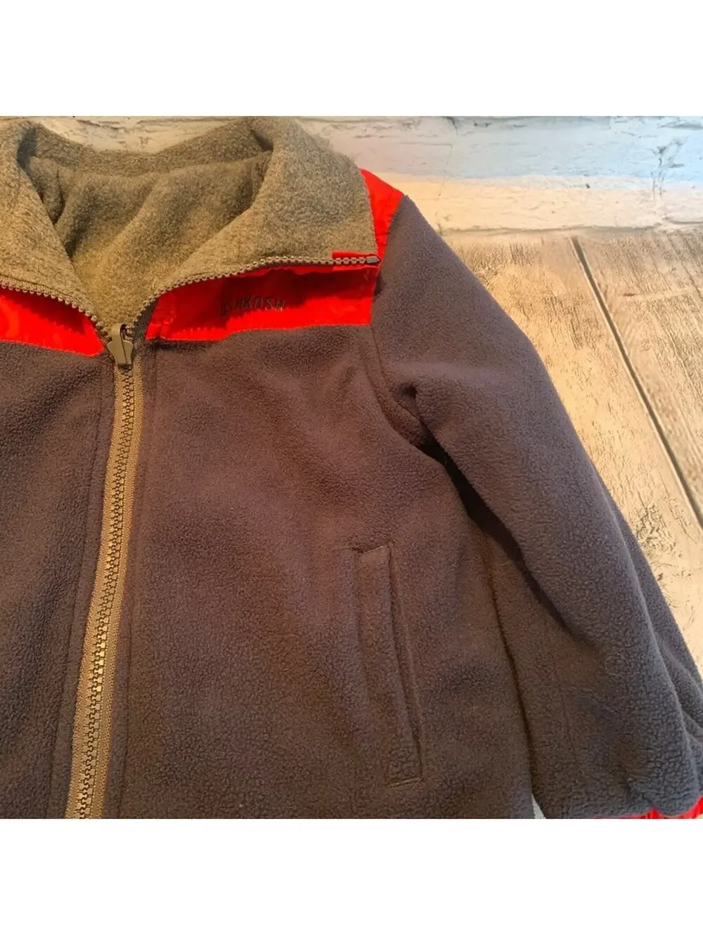 OSHGOSH B’GOSH Boy’s Reversible Zip Up Jacket - Red/Blue/Grey - Size: 2T